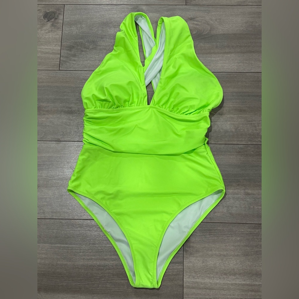 🆕 Hilinker Neon Green One Piece Size S